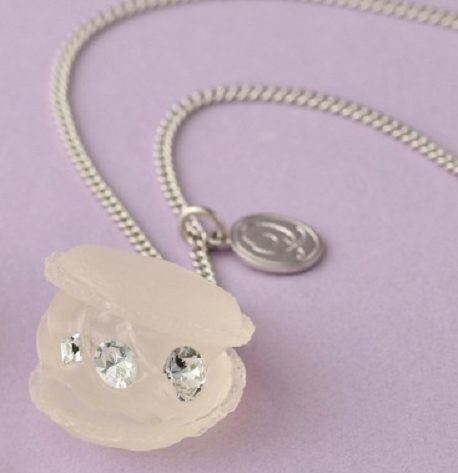 q-pot macaron necklace - clear × silver