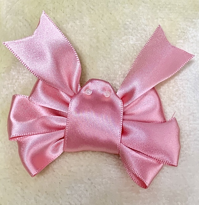 mony moky crab ribbon brooch - pink