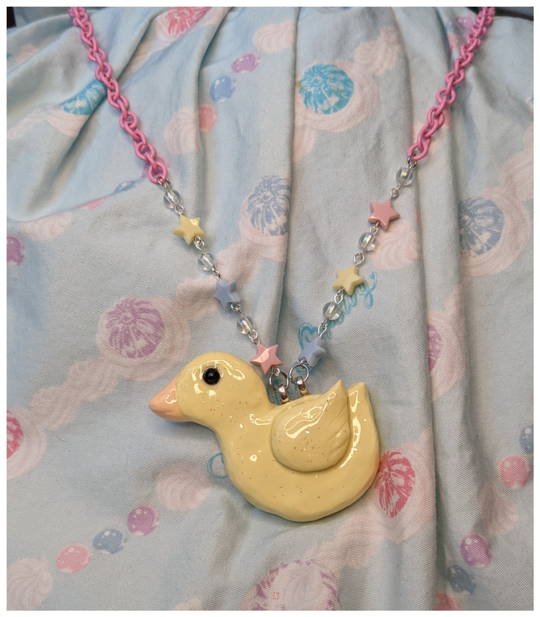 azarashi corner ducky necklace - yellow